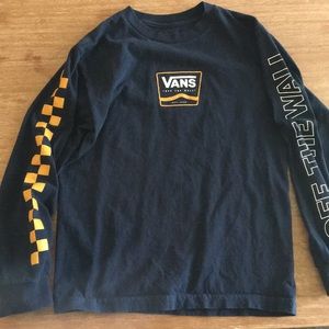 Small men’s long sleeve shirt.